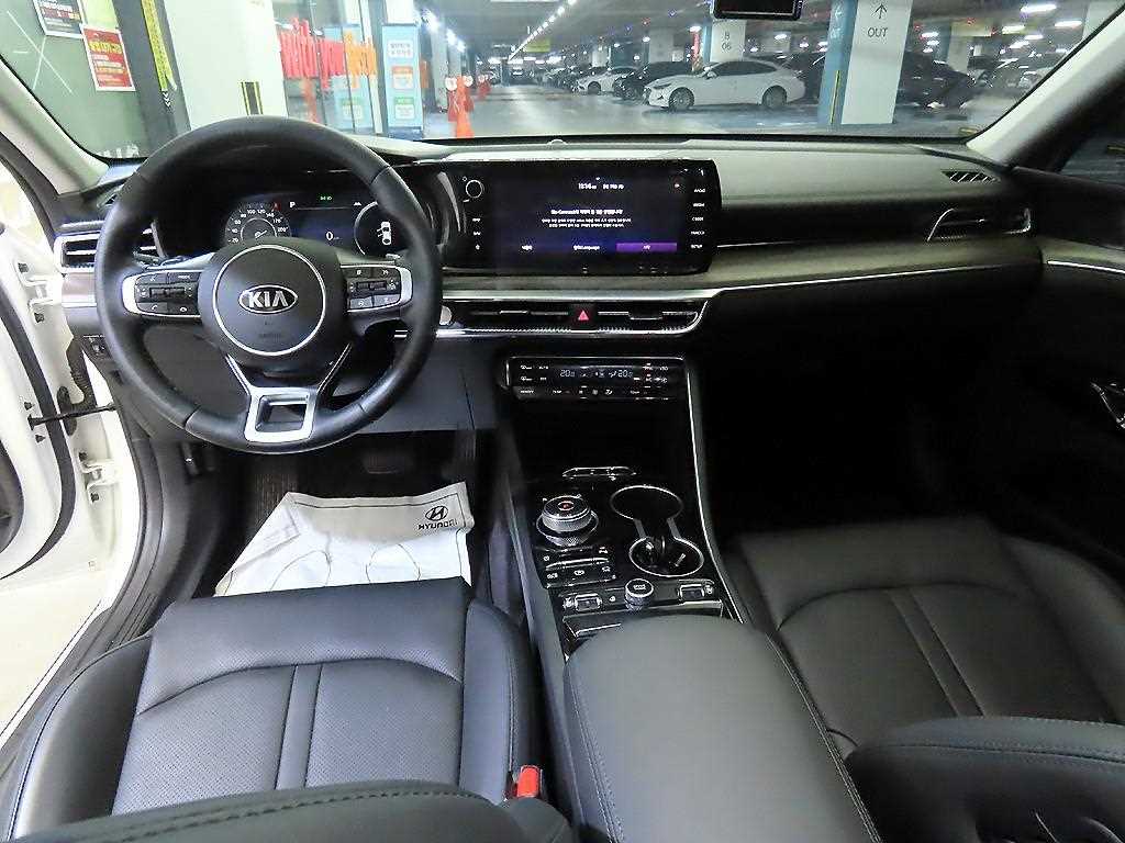 KIA K5 - Vista 10