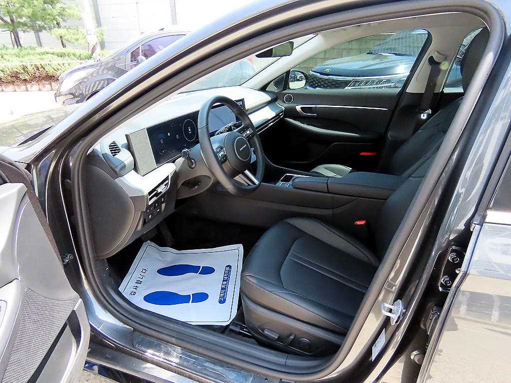 HYUNDAI Sonata - Vista 5