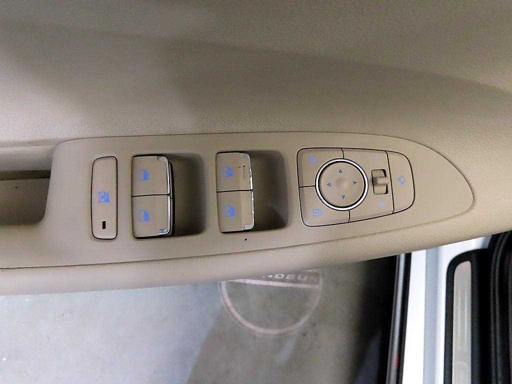 HYUNDAI Grandeur 2018 Blanco - Importación desde Corea - HF Imports Iquique - Foto 13