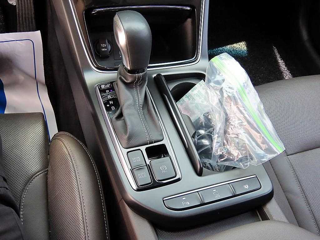 HYUNDAI Grandeur - Vista 11