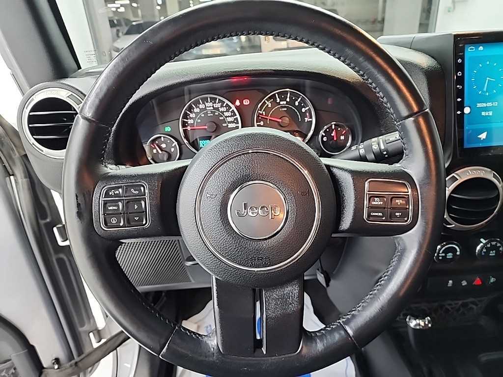 Jeep Wrangler - Vista 9