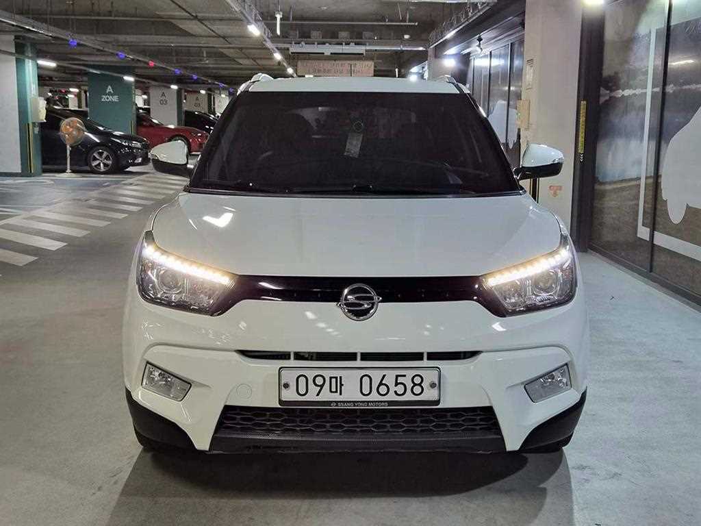 Ssangyong Tivoli - Vista 2