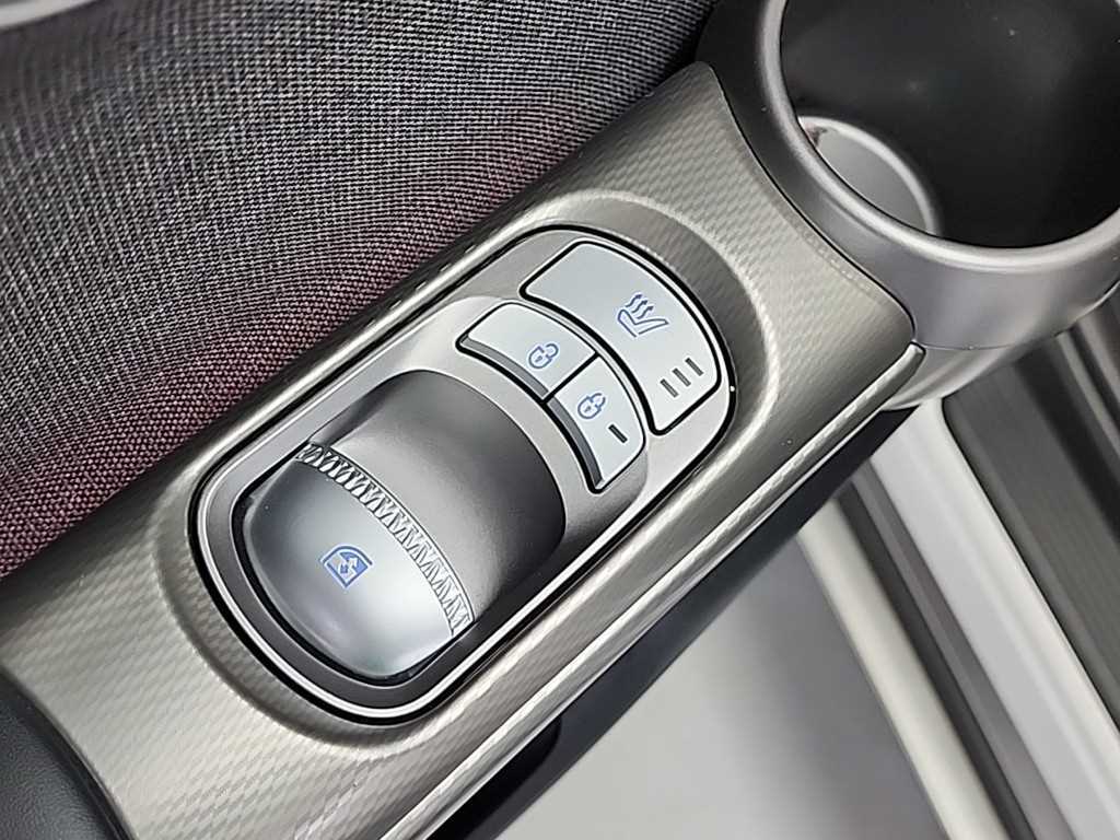 Genesis GV60 2022 Blanco - Importación desde Corea - HF Imports Iquique - Foto 14