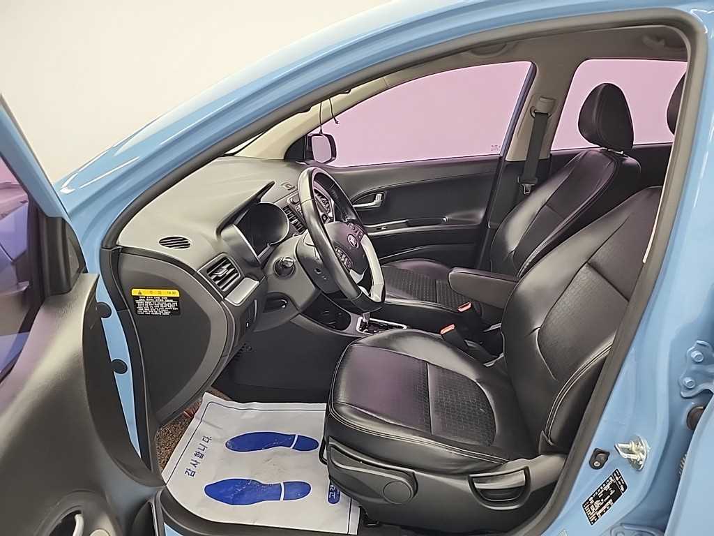 KIA Morning - Vista 11