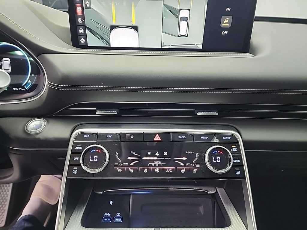 Genesis GV80 - Vista 10