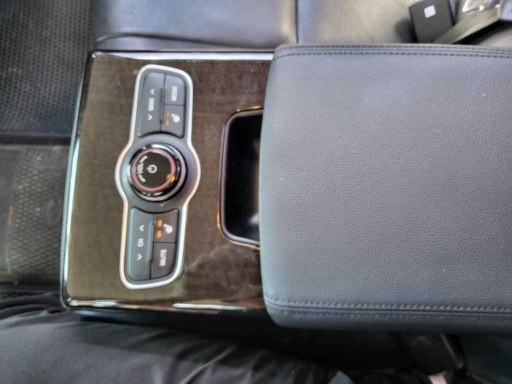 KIA K7 - Vista 6