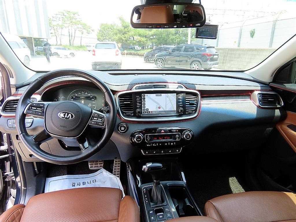 KIA Sorento - Vista 7