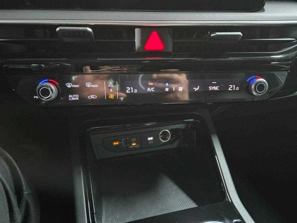 KIA K5 - Vista 10