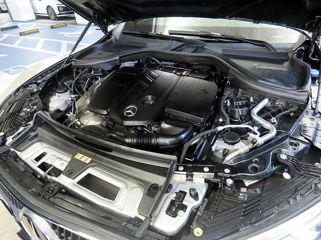 Mercedes Benz GLC Class 2023 Negro - Importación desde Corea - HF Imports Iquique - Foto 19