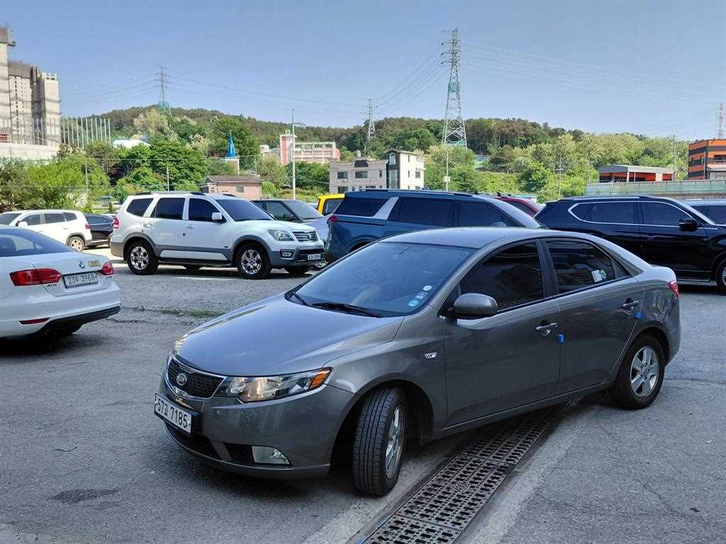 KIA Forte 2013 Gris - Importación desde Corea - HF Imports Iquique - Foto 1