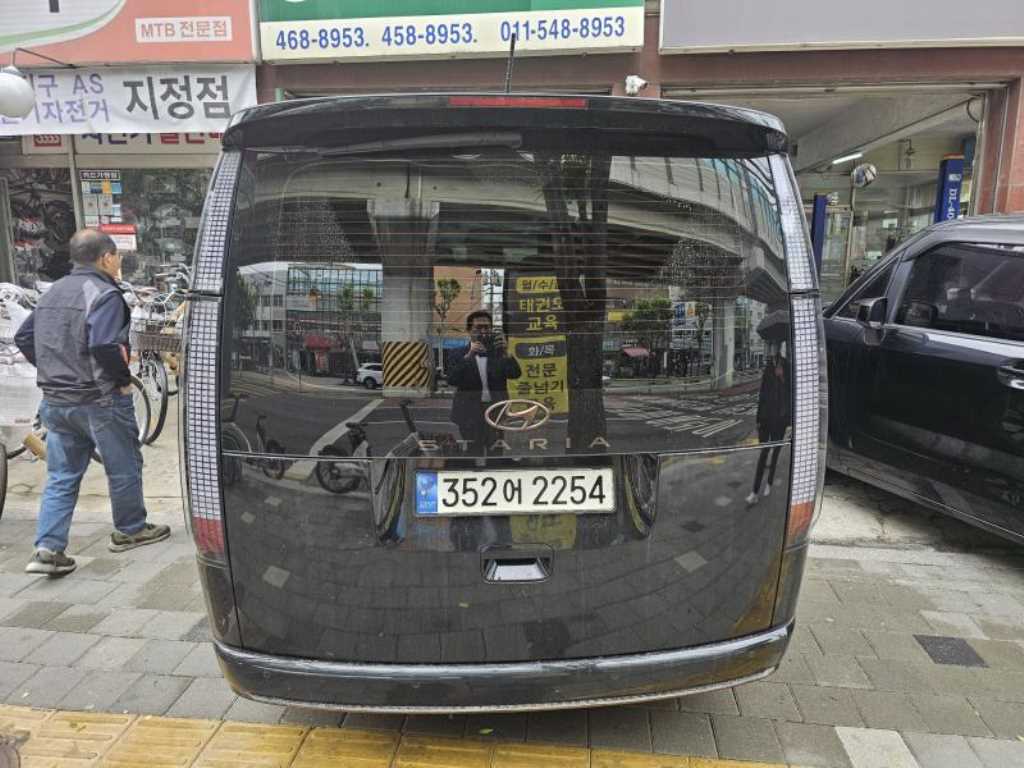 HYUNDAI Staria - Vista 5
