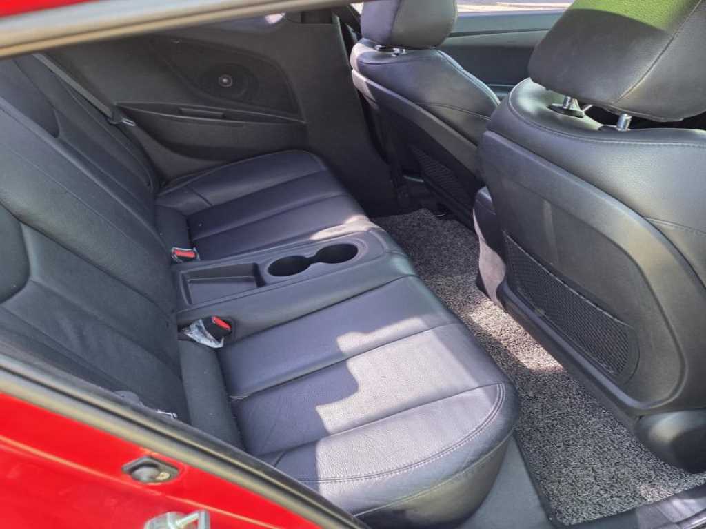 HYUNDAI Veloster - Vista 12