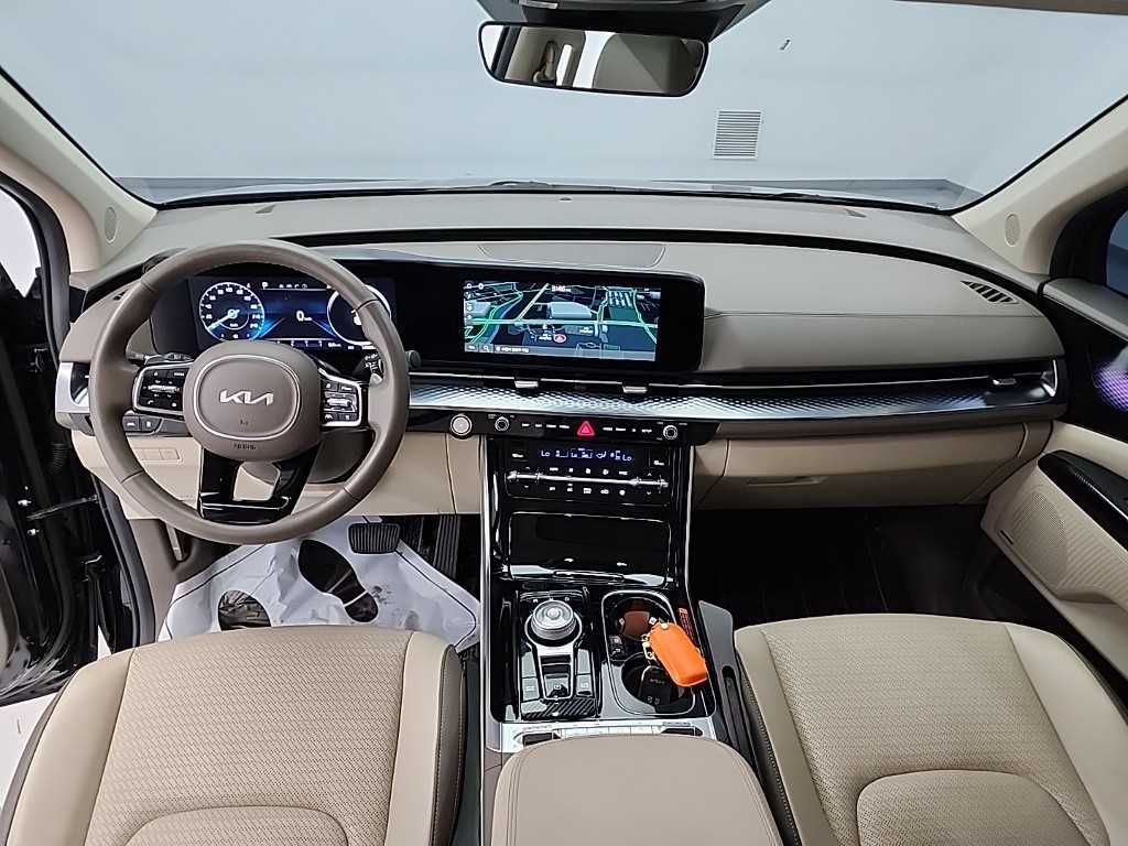 KIA Carnival - Vista 7