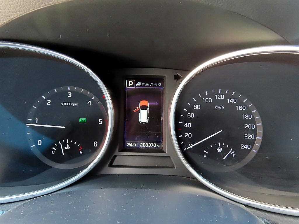 HYUNDAI Santa Fe - Vista 9