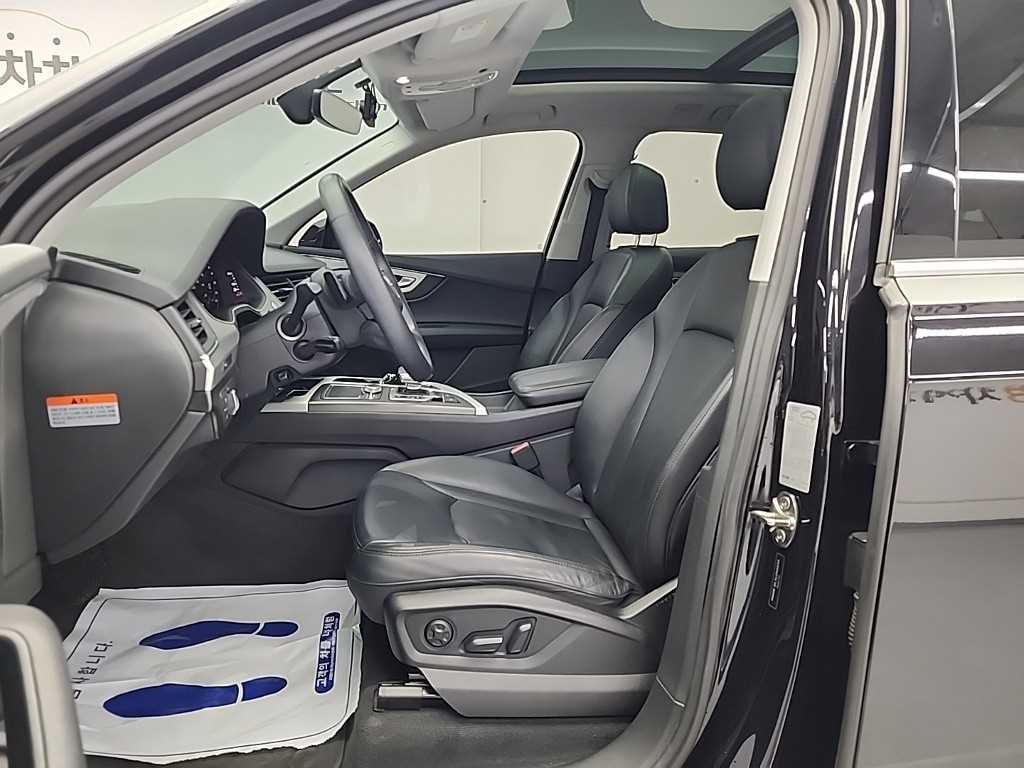 Audi Q7 - Vista 11