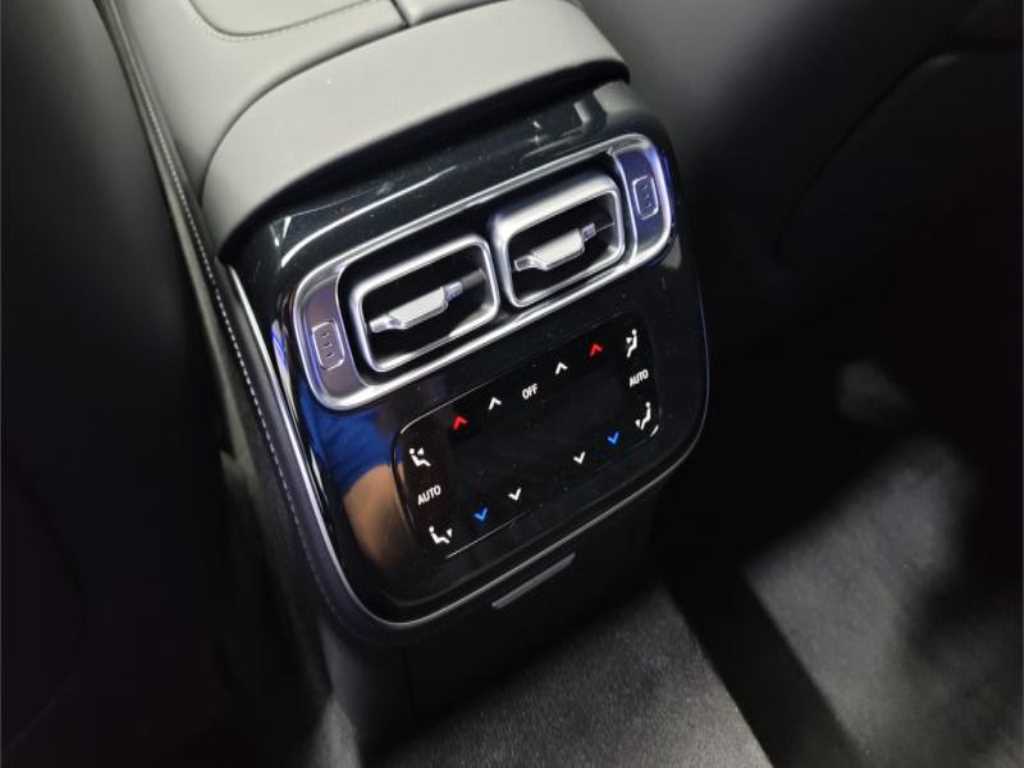 Mercedes Benz S Class - Vista 12
