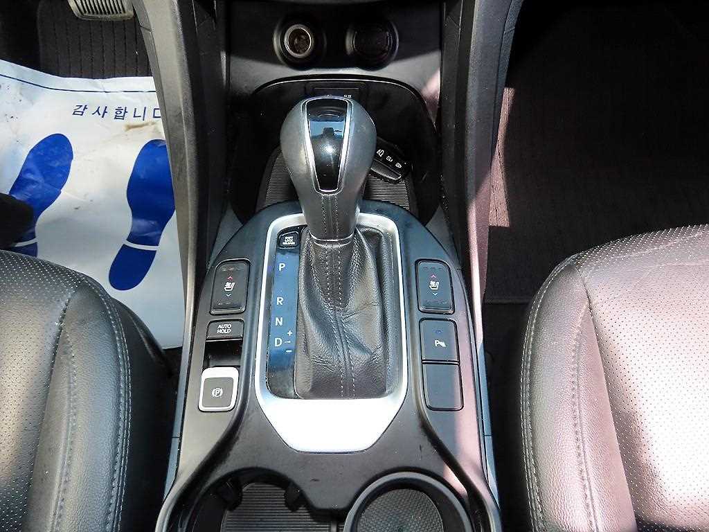 HYUNDAI Santa Fe - Vista 10