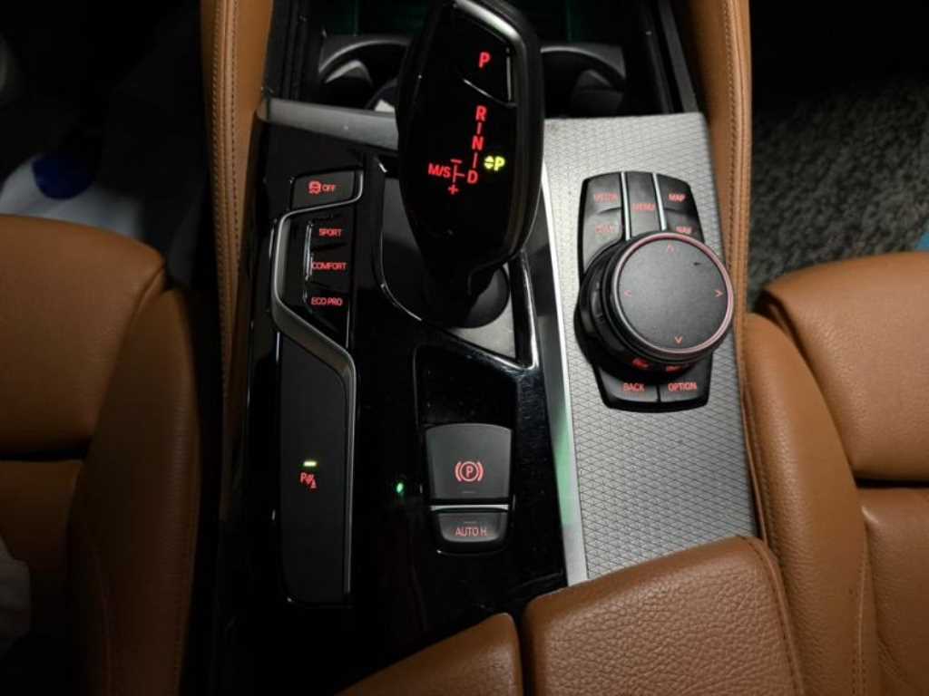 BMW 5 Series 2018 Gris - Importación desde Corea - HF Imports Iquique - Foto 13