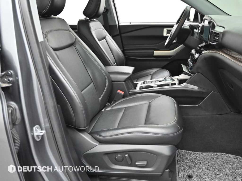 Ford Explorer - Vista 10