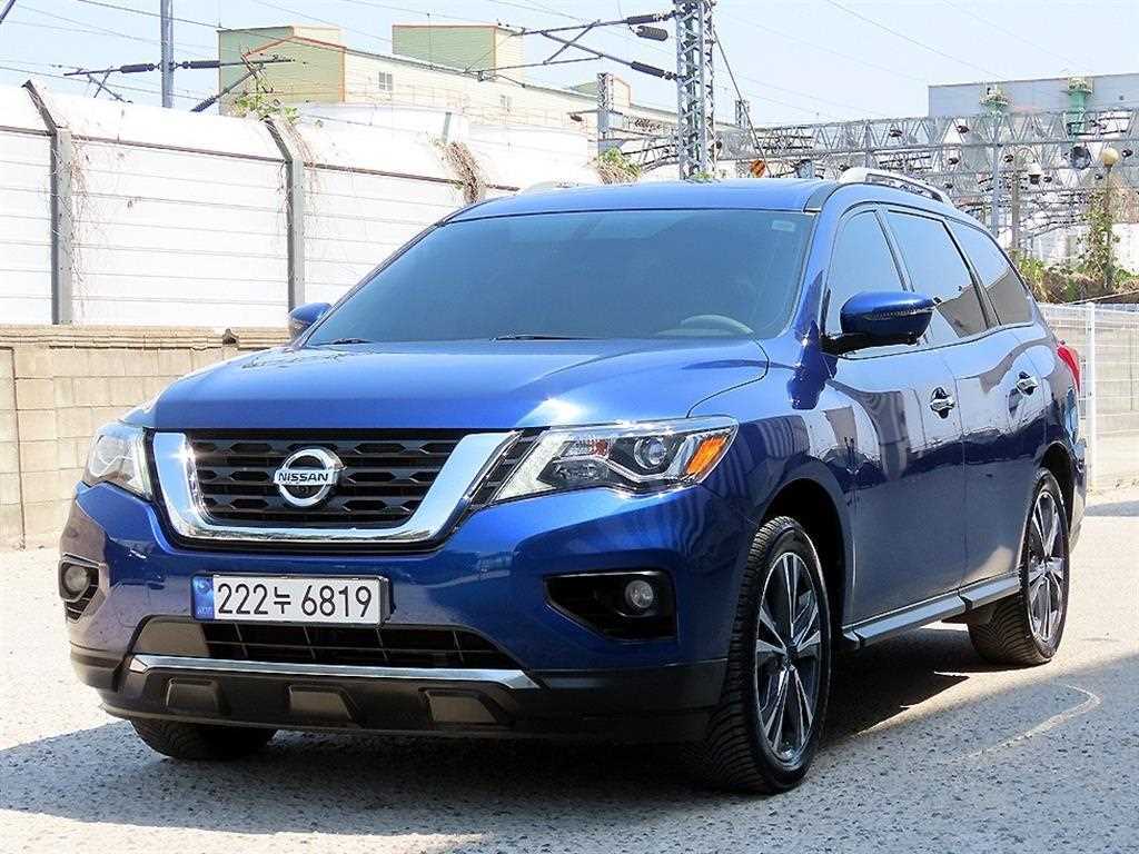 Nissan Pathfinder - Vista 2