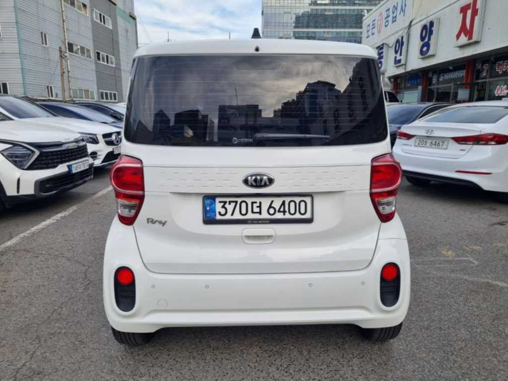 KIA Ray - Vista 5