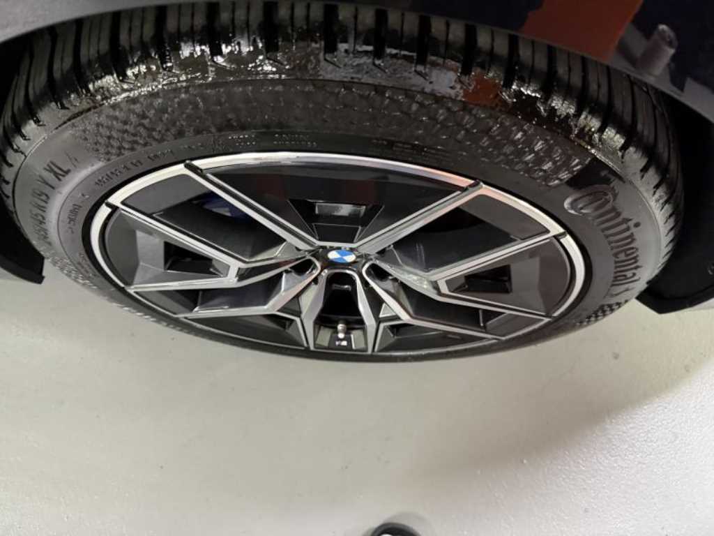 BMW 5 Series - Vista 9