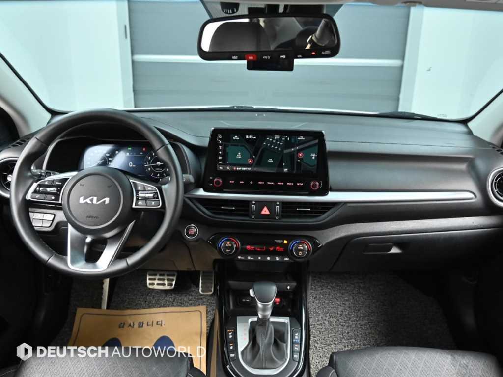KIA K3 - Vista 7
