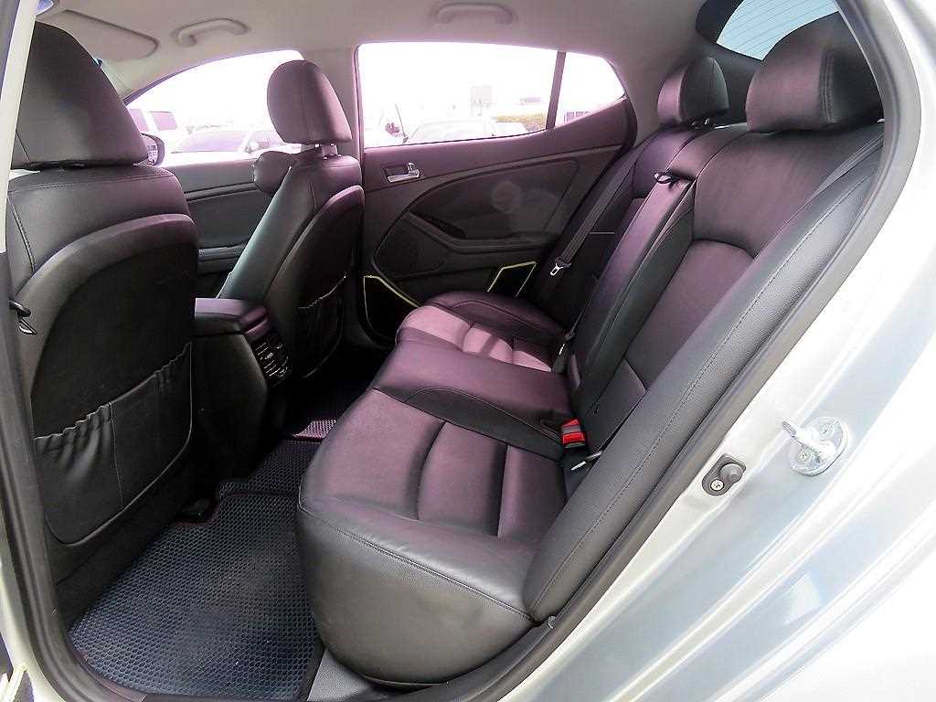 KIA K5 - Vista 6
