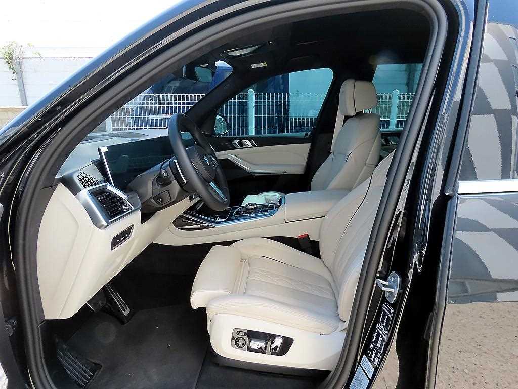 BMW X7 - Vista 5