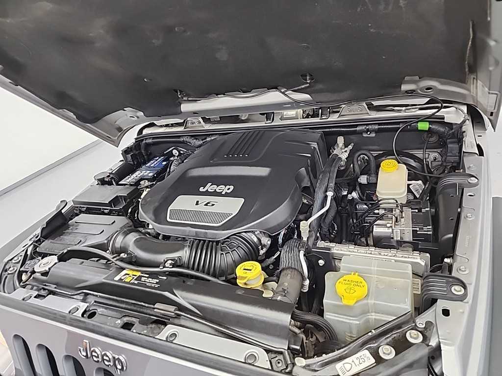 Jeep Wrangler - Vista 5