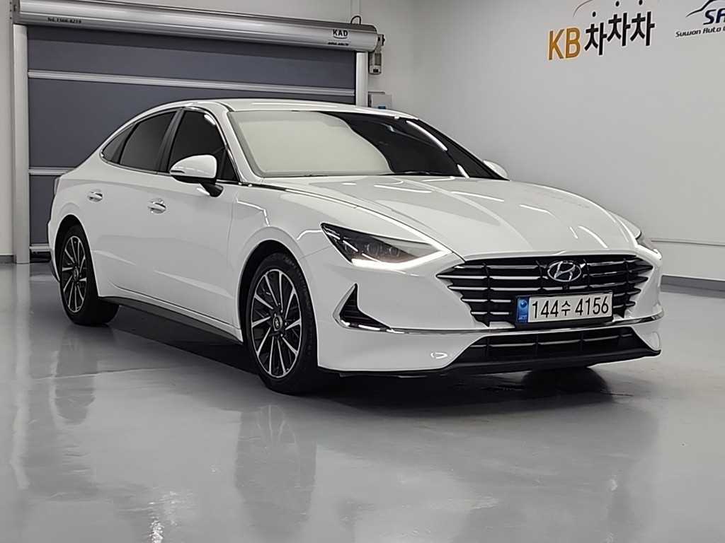HYUNDAI Sonata - Vista 4