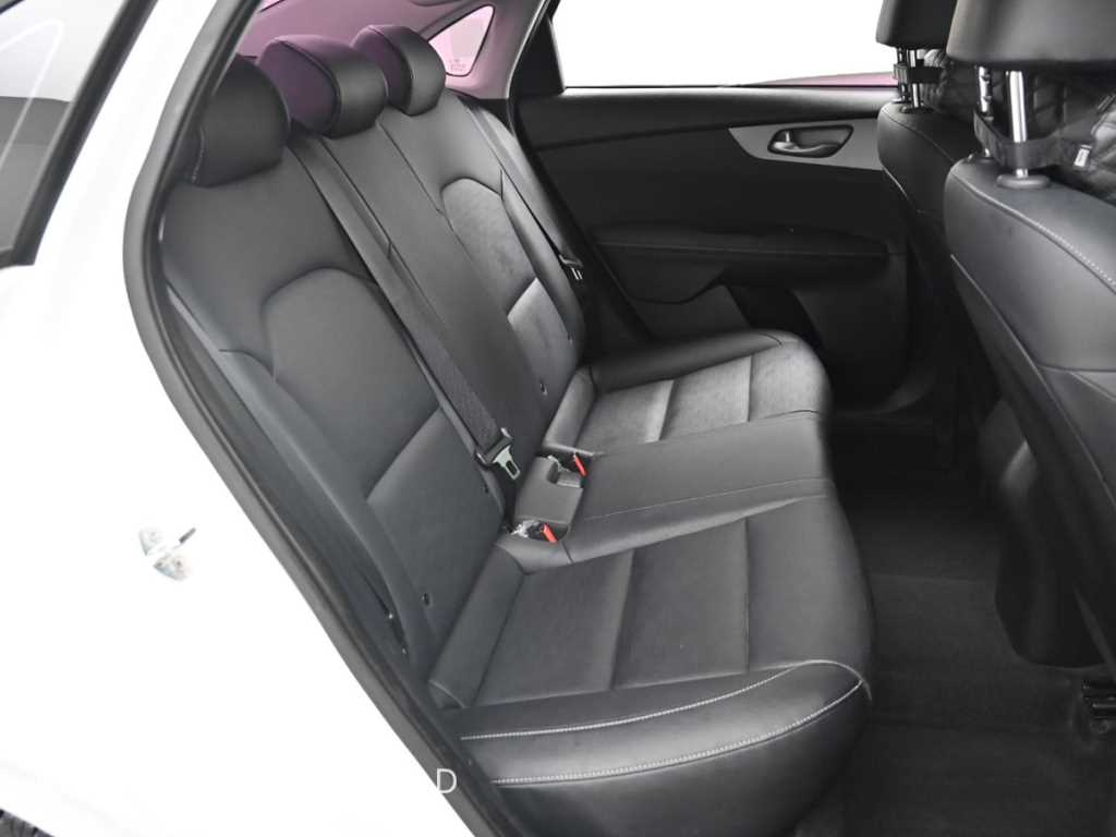 KIA K3 - Vista 12
