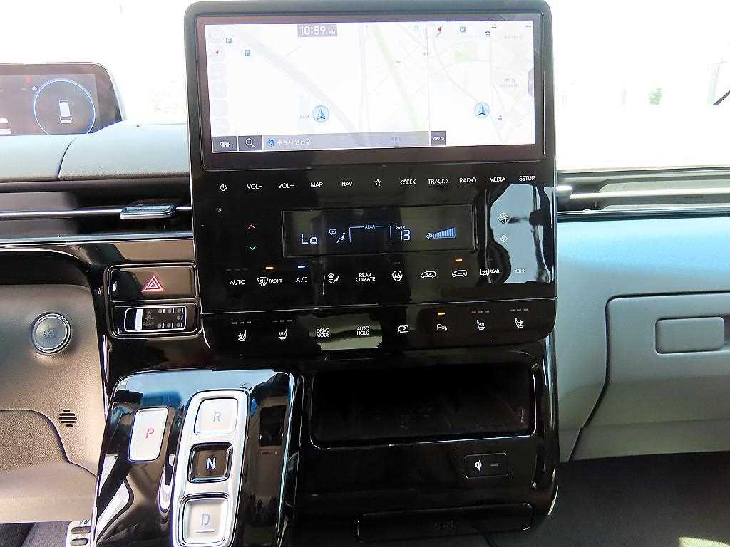 HYUNDAI Staria 2022 Blanco - Importación desde Corea - HF Imports Iquique - Foto 13