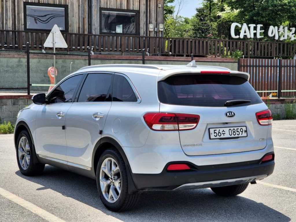 KIA Sorento - Vista 6