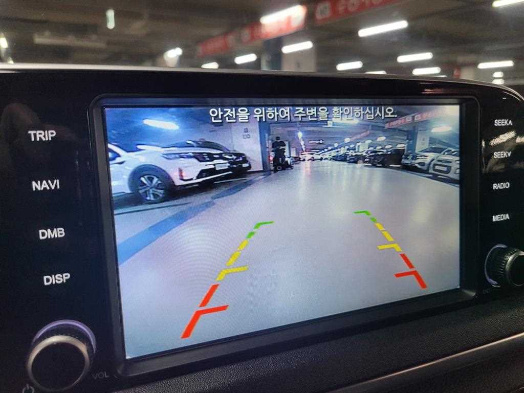 HYUNDAI Sonata - Vista 10