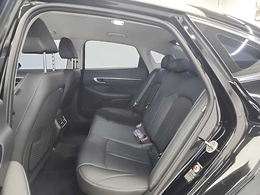 HYUNDAI Sonata - Vista 7