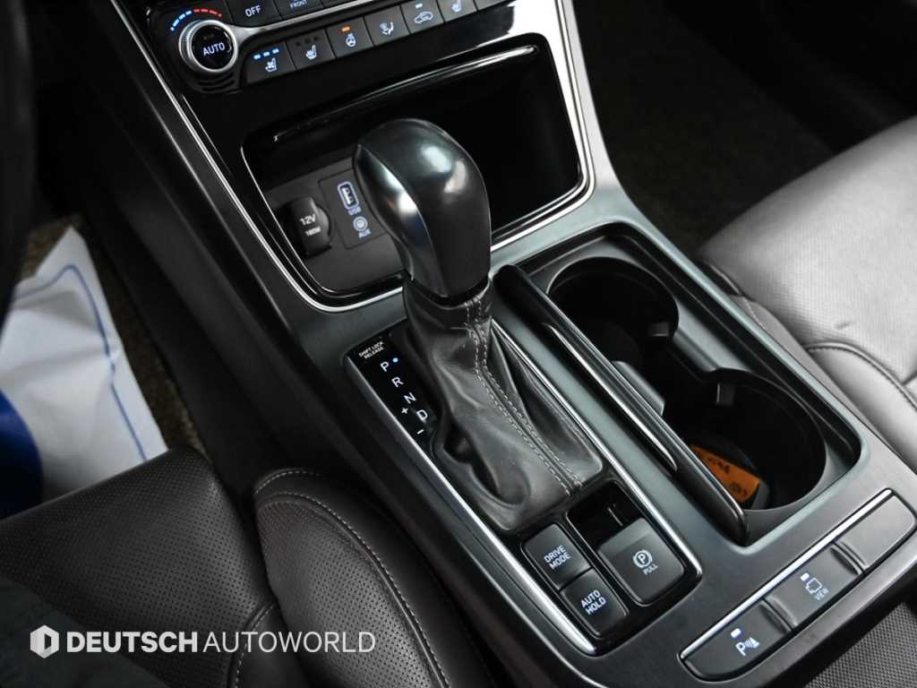 HYUNDAI Grandeur - Vista 9