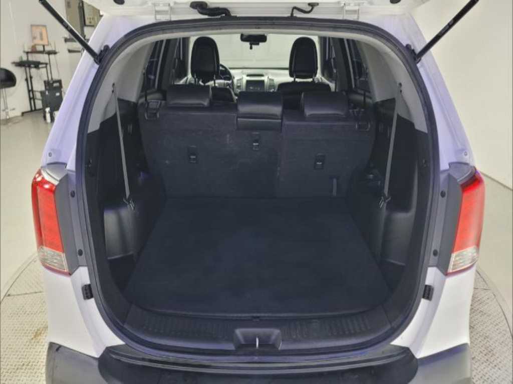 KIA Sorento - Vista 7