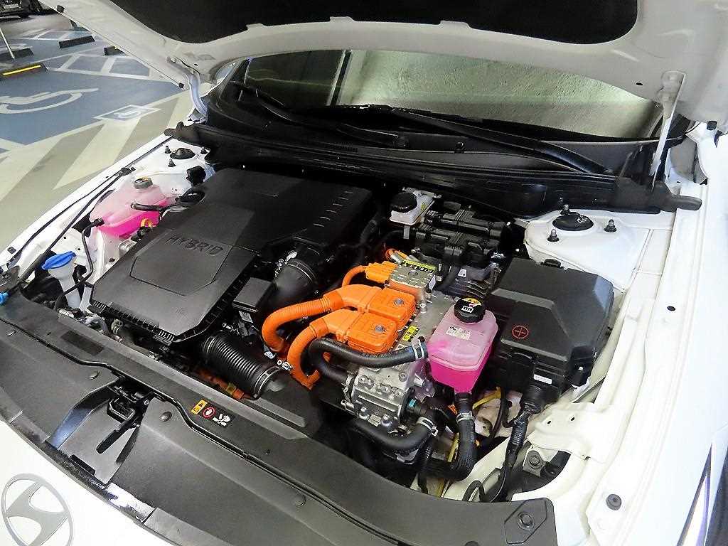 HYUNDAI Avante 2024 Blanco - Importación desde Corea - HF Imports Iquique - Foto 19