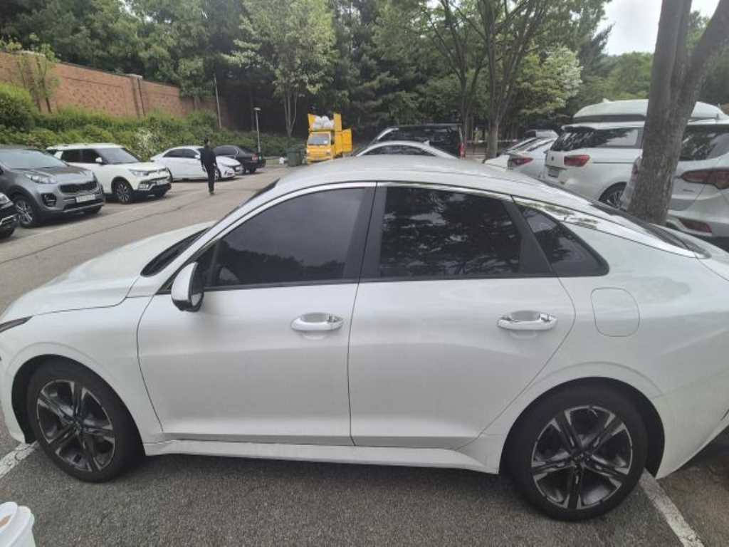 KIA K5 - Vista 3