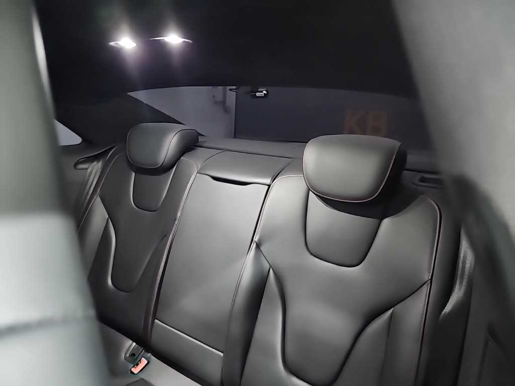 Audi RS5 - Vista 12