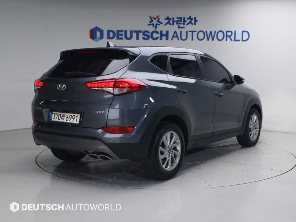 HYUNDAI Tucson - Vista 2