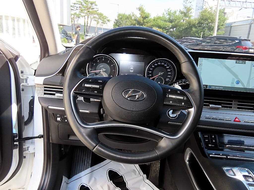 HYUNDAI Grandeur - Vista 8