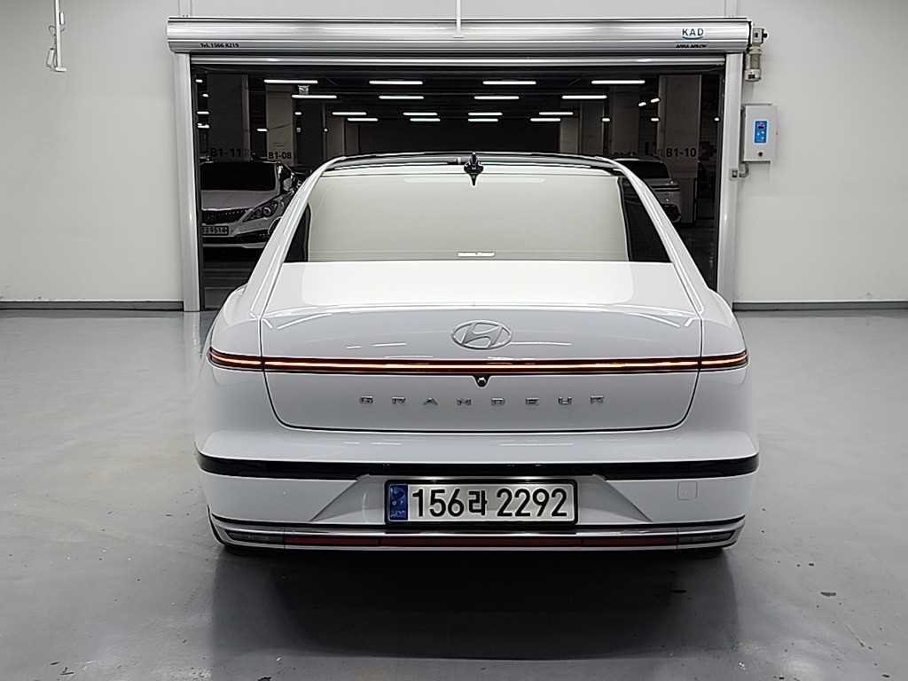 HYUNDAI Grandeur - Vista 4