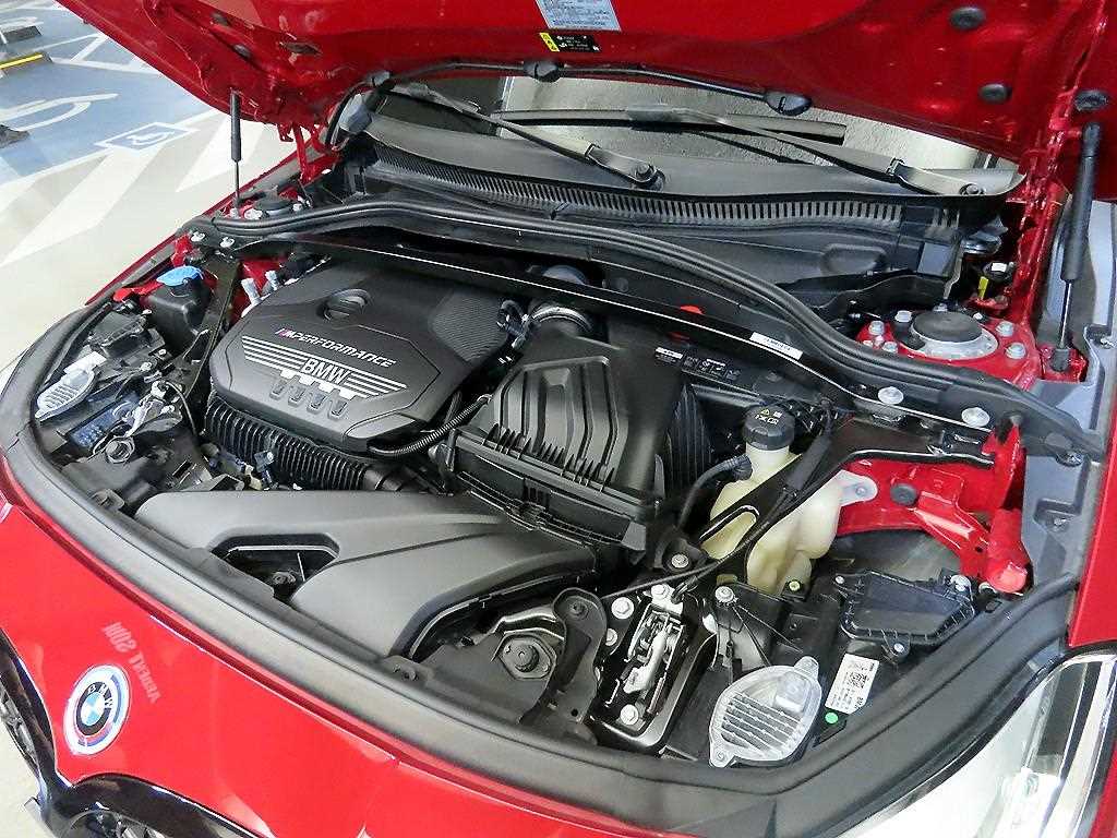BMW 1 series 2022 Rojo - Importación desde Corea - HF Imports Iquique - Foto 19