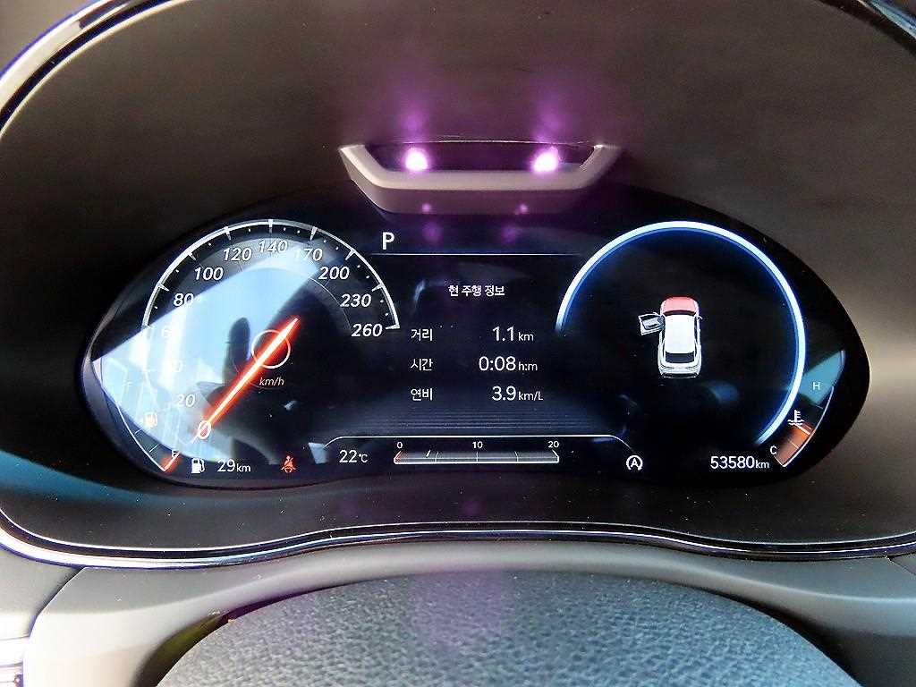 Genesis GV70 - Vista 9