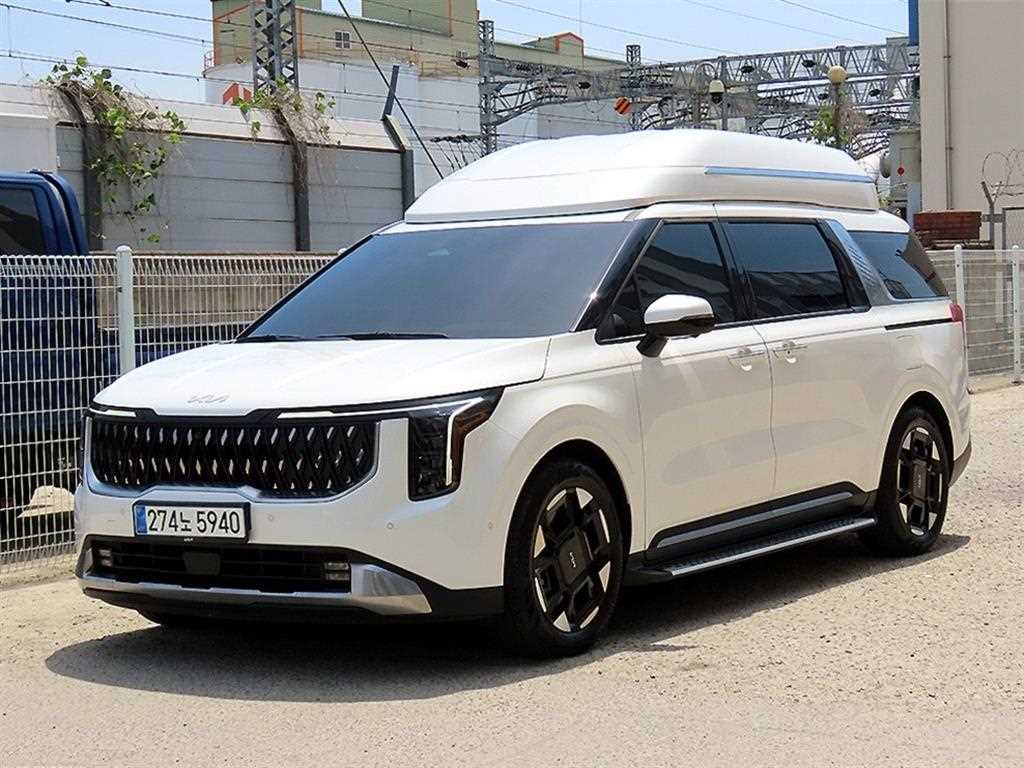 KIA Carnival - Vista 2