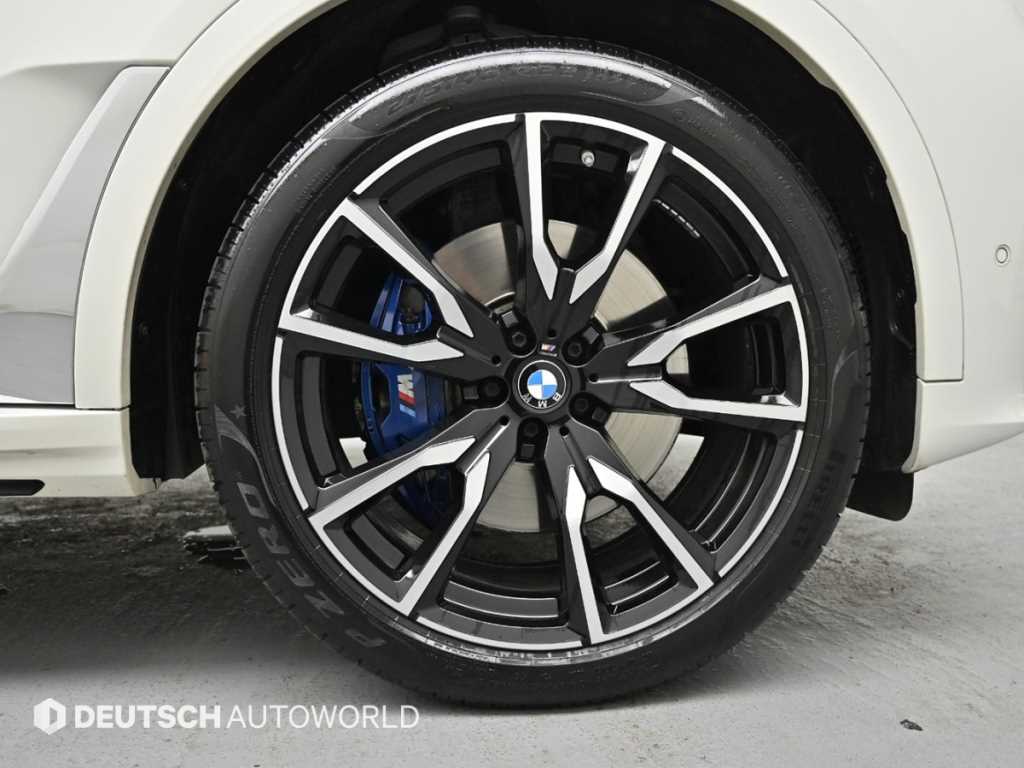 BMW X7 - Vista 6