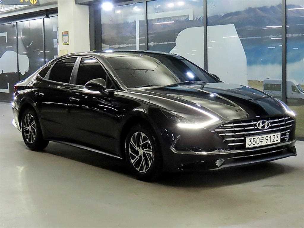 HYUNDAI Sonata 2023 Negro - Importación desde Corea - HF Imports Iquique - Foto 1