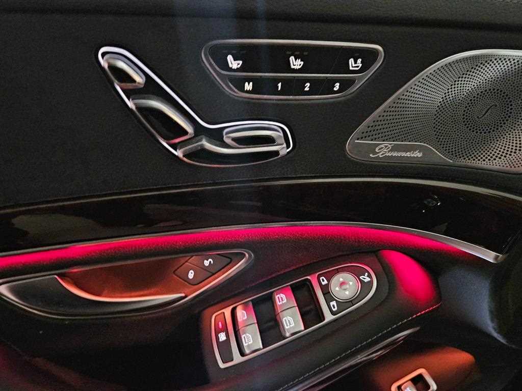 Mercedes Benz S Class - Vista 9